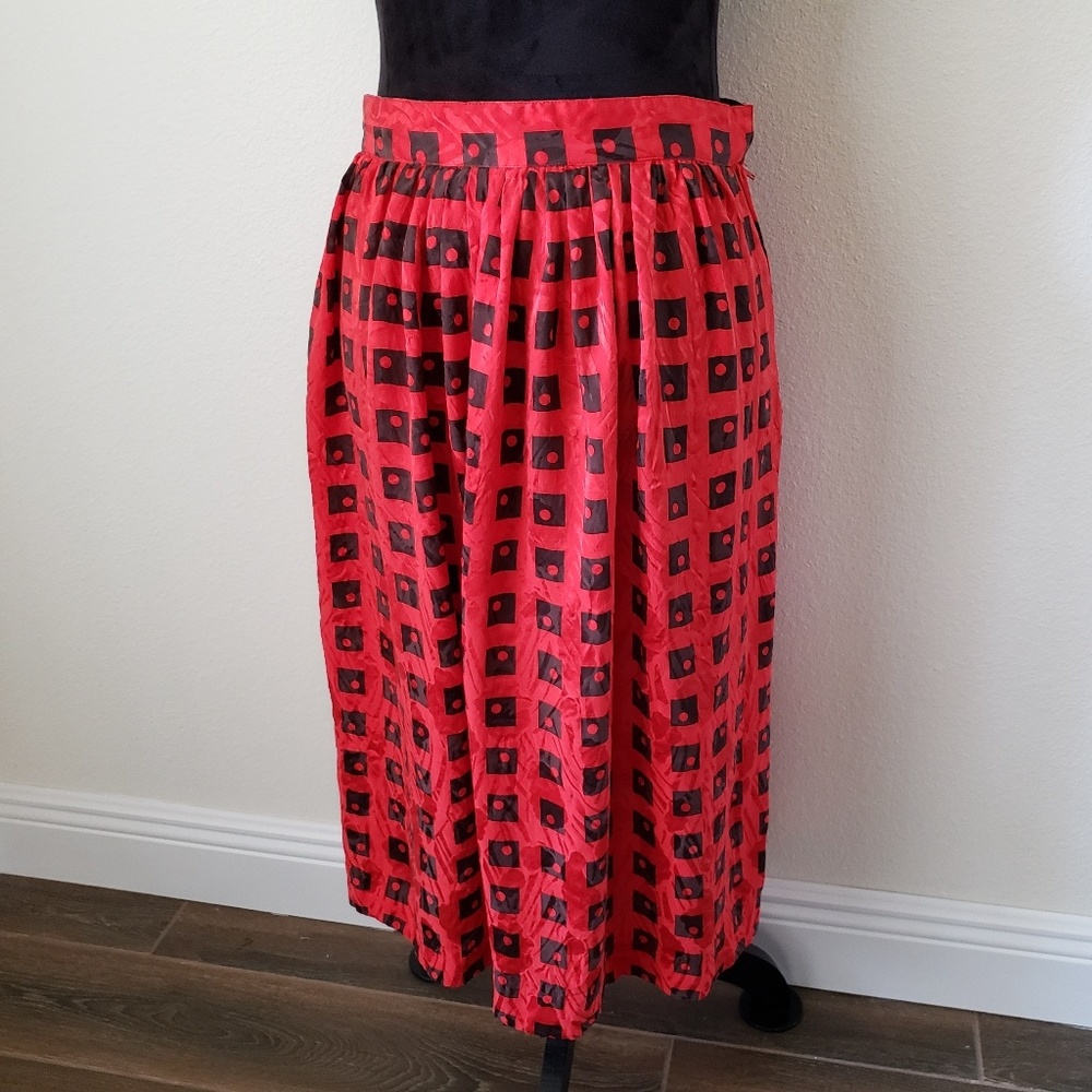 B2G1 VTG 80's Silk Red Geometric A-line Skirt